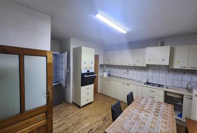 CASA INDIVIDUALA, 135 MP UTILI, PODUL DE FIER-zona semicentrala - 14