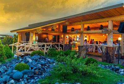 RESORT BRASOV - PISCINA - FOODCOURT - LAGUNA - 9