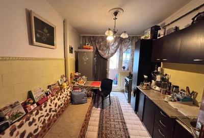 Apartament de vanzare, 2 camere, Bd. Unirii - 8