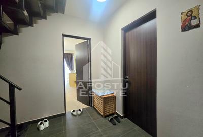 Casa individuala de vanzare si restaurant cu predare la cheie, Sag, COMISION 0 - 29