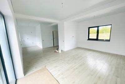 Vila 4 camere - Ghencea Finalizată - Direct Dezvoltator - Comision 0% - 2
