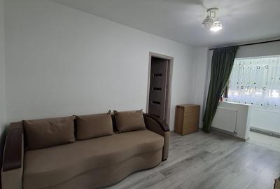 Apartament cu 2 camere semidecomandat, mobilat în Inel II