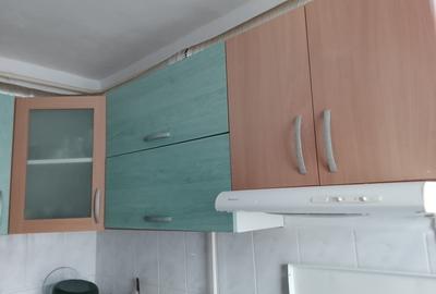 Inchiriez apartament 2 camere - 4