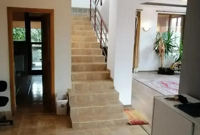 Vila deosebita D+P+2+Mansarda Teren 1200 mp Drumul Taberei - 4