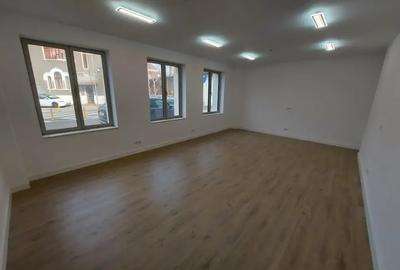 Spatiu comercial 4 camere central, P/3 /Armeneasca-Universitate-Dacia - 1