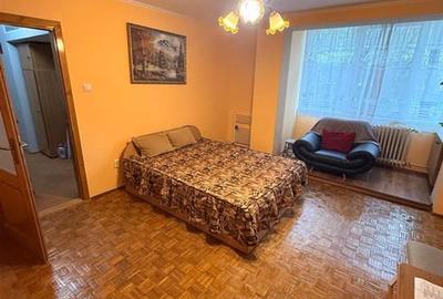 Apartament X mare 2 camere zona foarte linistita Splaiul Crisanei - 1