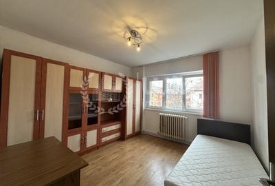 Apartament 2 camere decomandat | Etaj 1 | Intre Lacuri | Zona Dunarii - 1