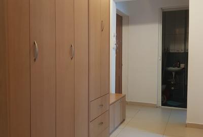 Inchiriere apart 3 camere, 2 bai, etaj 1 din 4, vis-a-vis de Grand Arena - 12