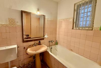 Apartament cu 3 camere decomandat in Tatarasi - 12