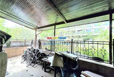 Casa 5 camere Crangasi | 210 mp | P+1+M | curte libera 350 mp | metrou - 15