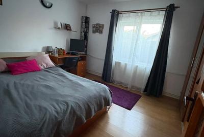 Casa in Ovidiu, 92 mp,  teren 319 mp, constructie 2003 - 2