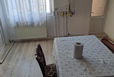 CASA  COMPLET PREGATITA PENTRU LOCUIT, CURATA COMPLET RENOVATA - 13