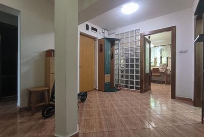 Apartament de vanzare 4 camere Piata Victoriei decomandat/1979 - 4