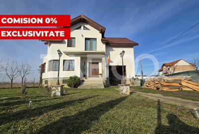 Casă individuală cu 5 camere în Piața Cluj