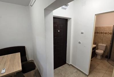 Apartament de vanzare  2 camere, renovat si mobilat complet,  central Focsani - 22