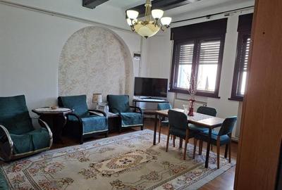 Apartament 3 camere in vila, etajul 1/S+P+1+M, zona Stefan cel Mare - 1