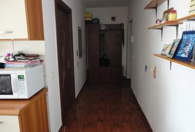 Apartament cu 3 camere, parcare, zona Eroilor - 6