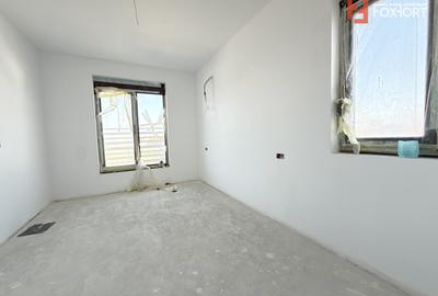 Duplex 4 camere situat la drum asfaltat, in Sacalaz - 20