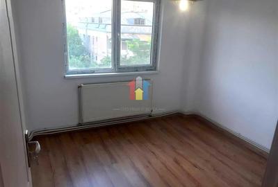 Apartament 2 camere,zona Viziru 3, etaj 5 - 4