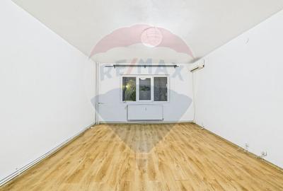 Apartament cu 3 camere si loc de parcare in zona Sebastian/ 13 Sept - 8