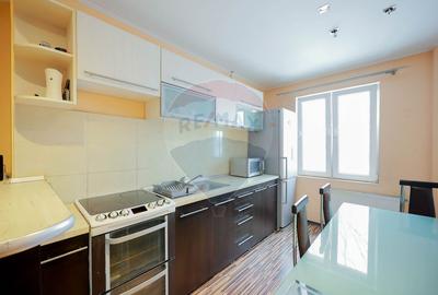 De vânzare apartament  cu 3 camere în zona Nufărul - 5