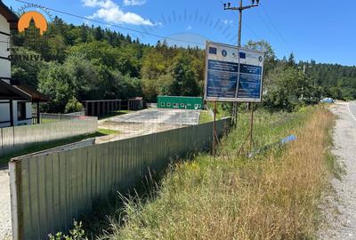 Teren intravilan 2.180 mp în Predeal cu platformă betonată 1.000 mp și trafo - 3