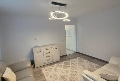 Apartament cu 3 camere decomandat în Semicentral