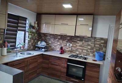 Casa constructie 2017 Niscov BZ teren 880mp Pret: 75.000 - 3