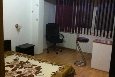 Apartament cu 3 camere str. Savenilor - 1