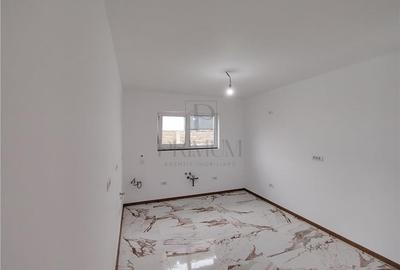Duplex separat prin dressing - zona usor accesibila - compartimentare practica - 6