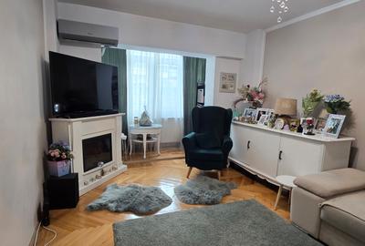 Apartament modern 3 camere | Ultracentral | Etaj 1 | Lift | 2 băi - 6