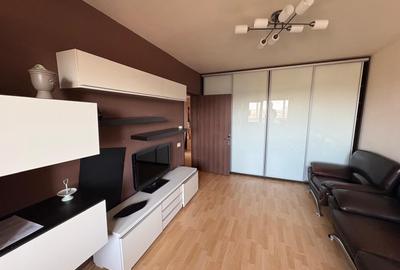 Zona Titulescu, decomandat, langa metrou, mobilat - 1