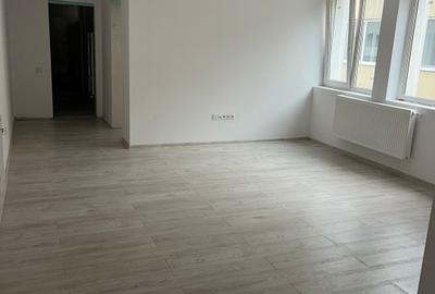 Apartament cu 2 camere semidecomandat în Florești