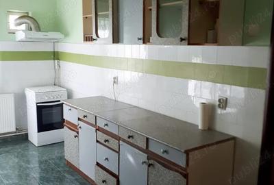 Apartament 2 camere Racadau,etajul 2,decomandat,liber,124500 Euro - 6