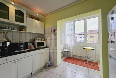 Apartament 3 camere decomandate | 77 mp | Mobilat si utilat | Cetate - 3