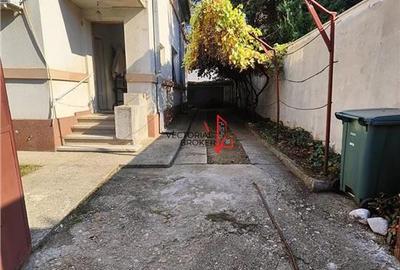 Casa spatioasa cu gradina mare zona Expozitiei  Agronomie - 29