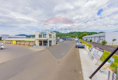 LUX! De inchiriat SPATIU COMERCIAL cu birouri, magazie și acces TIR - 40