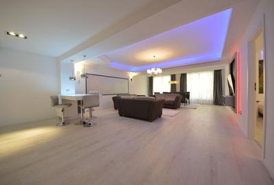 Spatios,complet renovat,mobilat lux,parcare - 1