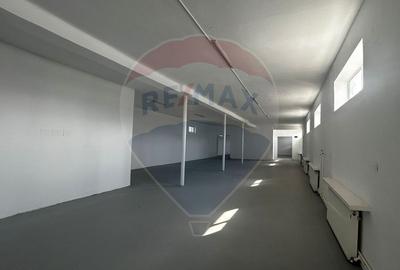 Spațiu comercial de 262mp de vânzare în zona Sud - Buhusi - 1