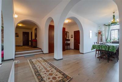 Vila de Vis cu Panorama Spectaculoasa ,INDEPENDENTA  ENERGETIC -Bucium - 5