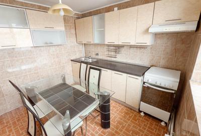 Apartament cu 2 camere la Mansarda de vanzare in Micro 20