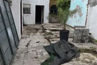 Grivita Vând casa  nelocuită 4 cam necesita renovare hol Bucătărie teren 153 mp - 3