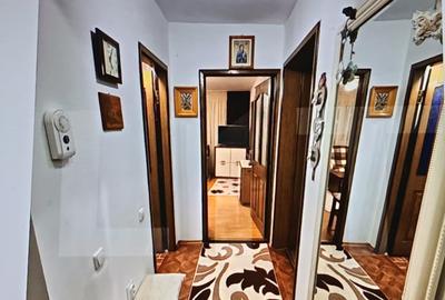 Apartament 3 camere la strada Bulevard - 4