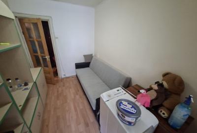 Apartament de 3 camere, etajul 1/4, zona Alexandru cel Bun - 4