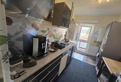 Apartament Spatios cu 3 camere - B-dul Unirii - 2