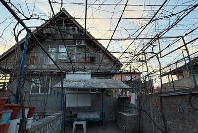 Casă cu 7 camere în Central