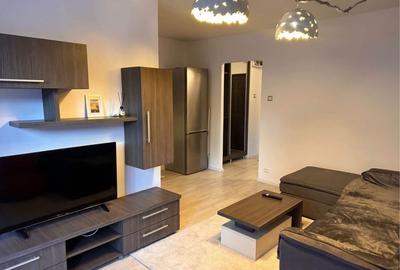 Garsonieră decomandată, mobilată în Titan