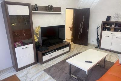 Faleza Nord , apartament decomandat de 2 camere, aproape de plaja cu loc parcare - 1