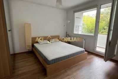 Apartament cu 3 camere decomandat, mobilat în Berceni