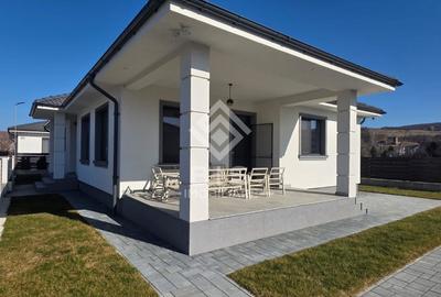 Casă modernă de vânzare – teren 460 mp – mobilată și utilată - 1